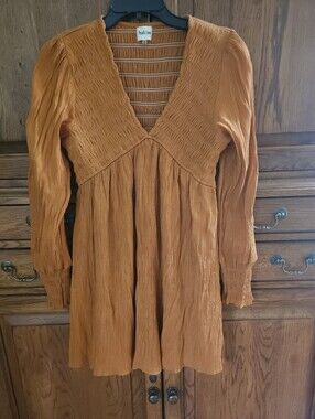 Peach Love California Mini Dress Small Burnt Orange Smocked Metallic Crinkle